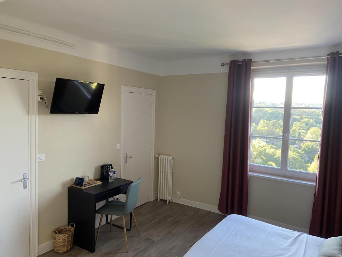 Hotel De La Poste Mortain-Bocage Buitenkant foto